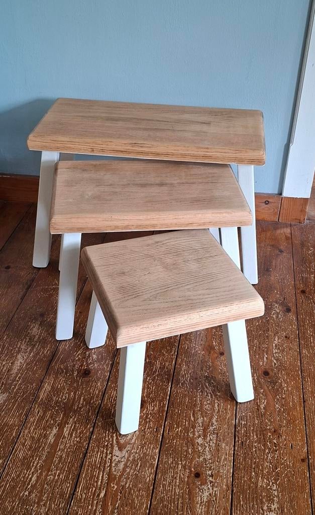 Antieke massief blank eiken bijzettafels 3-delige set, Ophalen, Rechthoekig, Minder dan 55 cm, 45 tot 60 cm