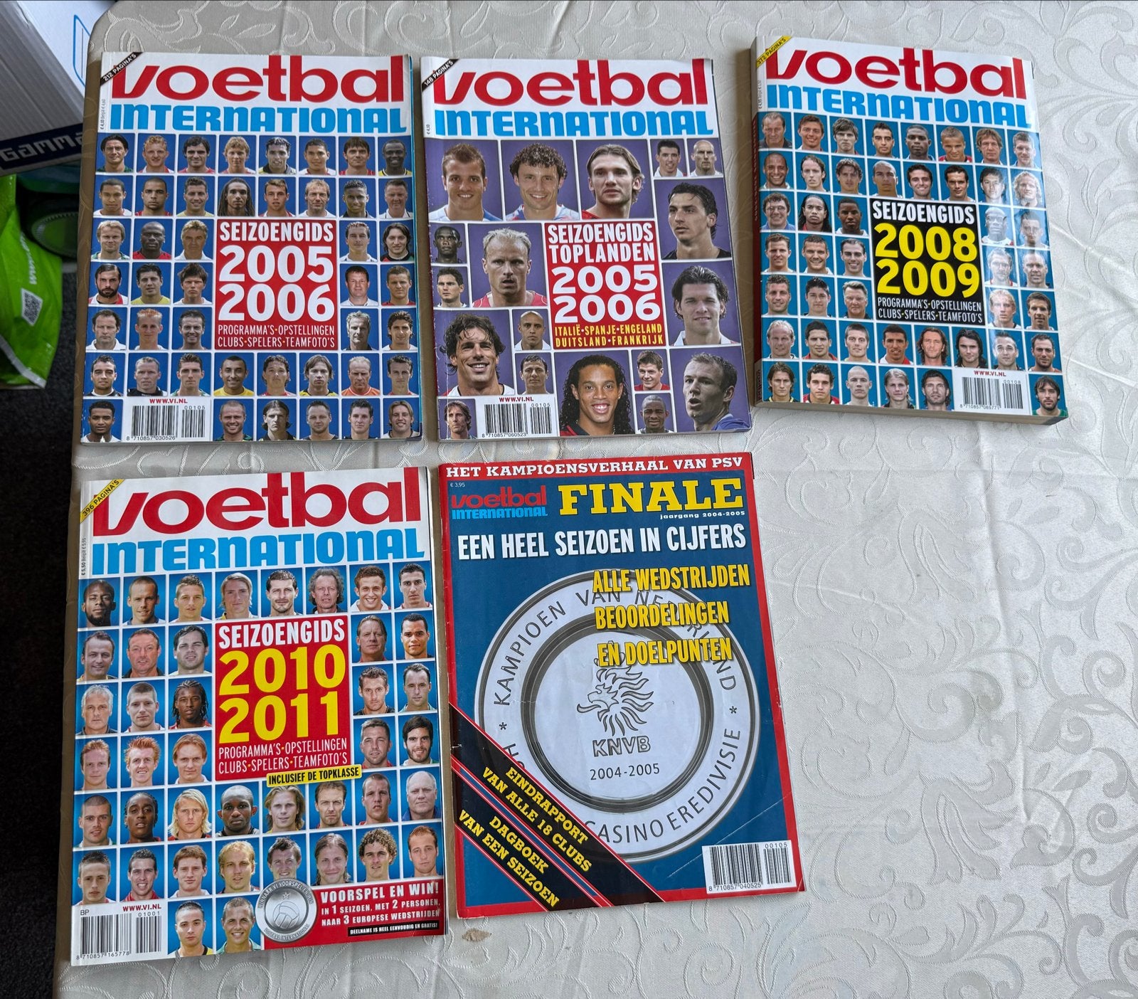 Voetbal International Seizoengidsen & Finale Magazine, Ophalen of Verzenden, Gelezen, Sport en Vrije tijd