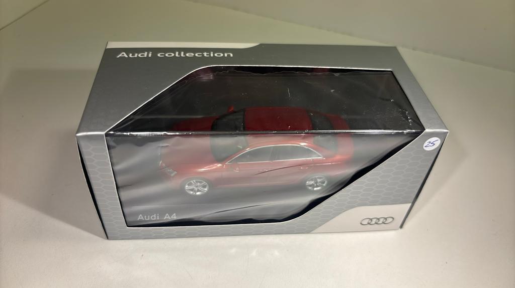 Audi a4 red spark 1.43, Overige merken, Auto, Ophalen of Verzenden, A