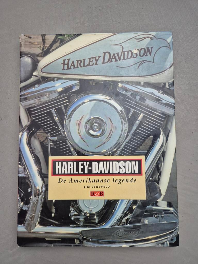 Harley-Davidson: De Amerikaanse legende, Ophalen of Verzenden, Gelezen, Jim Lensveld