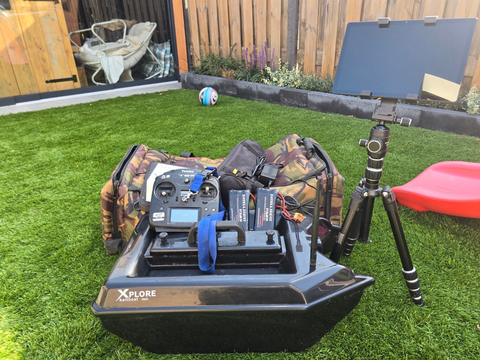 Xplore voerboot raymarine dieptemeter GPS  autopilot, Ophalen, Gebruikt