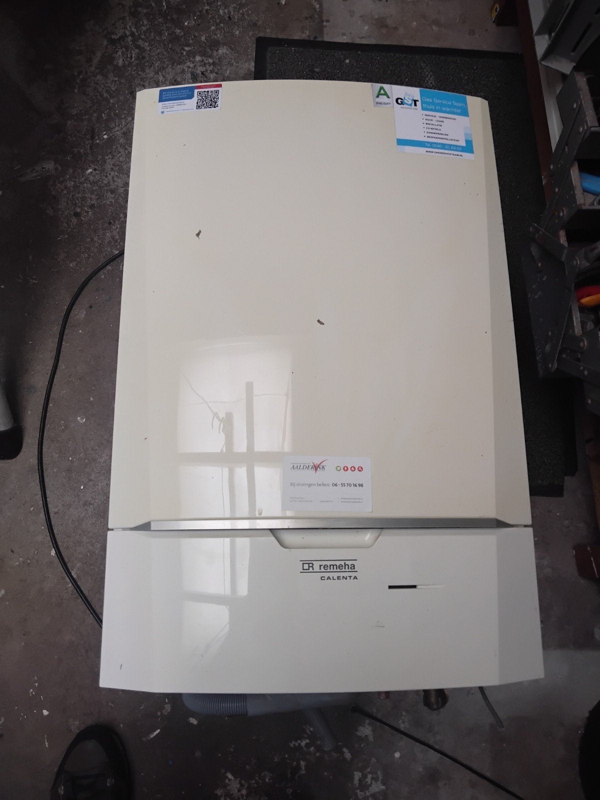Remeha Calenta 40 c, Ophalen, Gebruikt, Geiser, Minder dan 20 liter