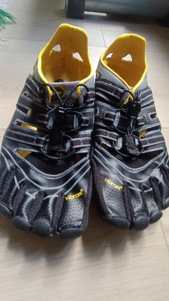 Vibram FiveFingers TrekSport Sandal, Ophalen of Verzenden, Zo goed als nieuw, Vibram, Sportschoenen