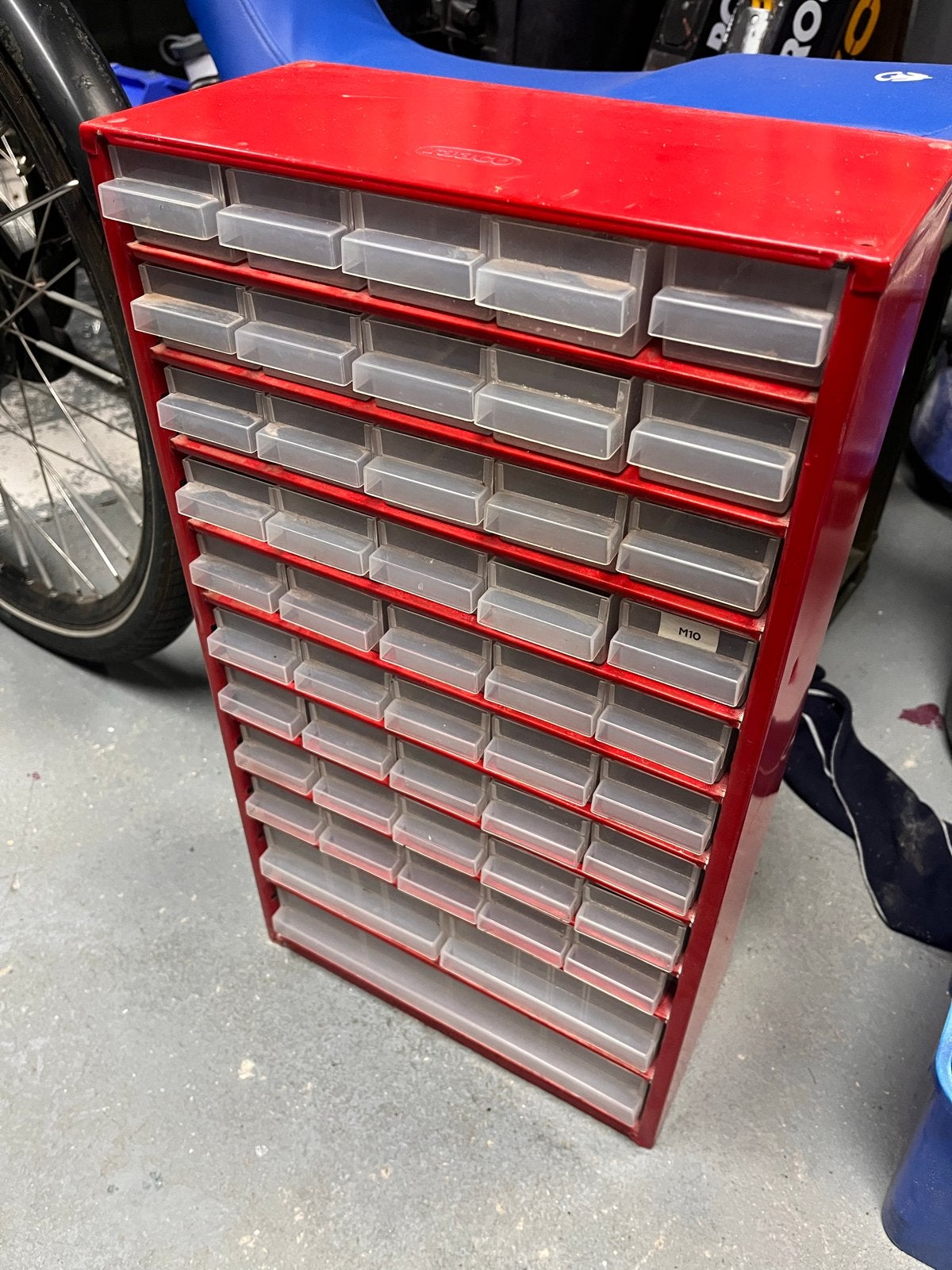Raaco metalen ladenkast met 48 bakjes (1 groot, 2 middel), Ophalen of Verzenden, Gebruikt, Gereedschapsopslag, Overige merken