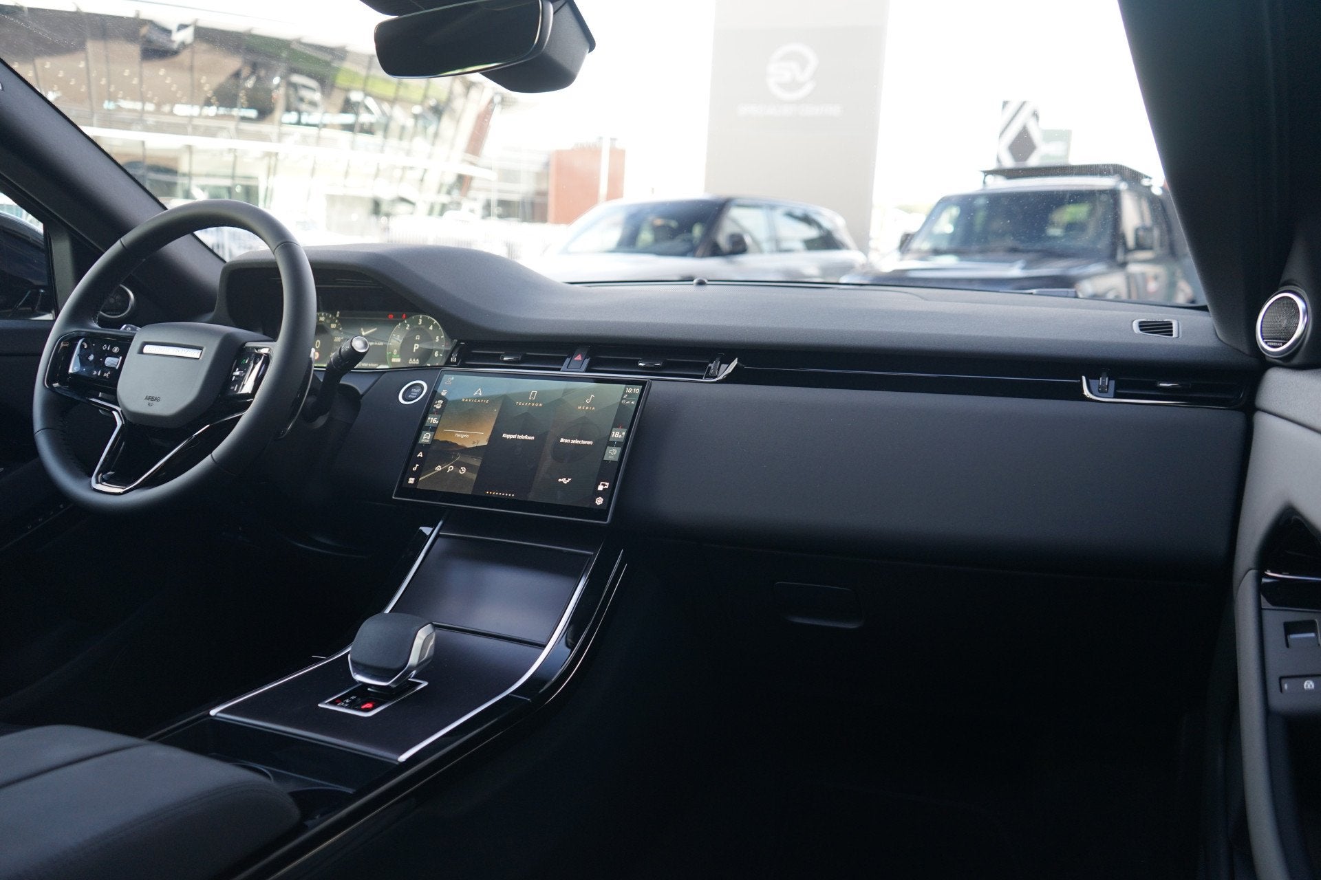Land Rover Range Rover Evoque P270e PHEV AWD Dynamic SE | Vo, Auto's, 1498 cc, Zwart, Leder, Bedrijf