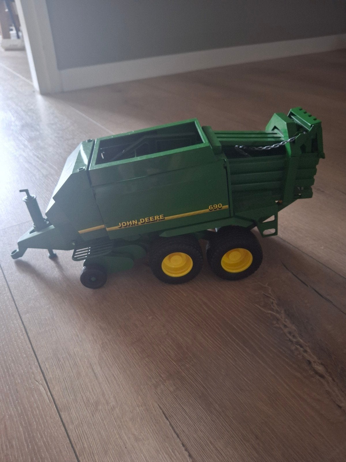 John Deere 690 Balenpers te koop!, Ophalen, Gebruikt
