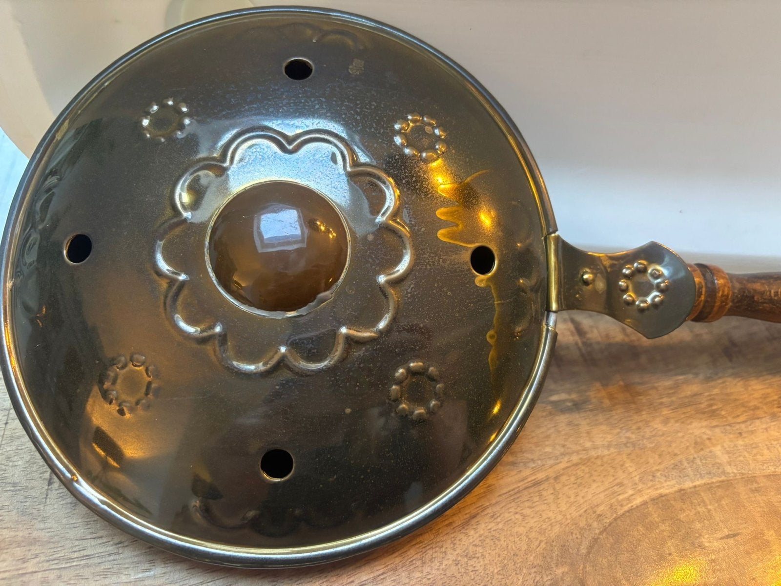 Antieke Koperen Beddenpan met Houten Handvat, Antiek en Kunst, Antiek | Koper en Brons, Ophalen of Verzenden, Koper