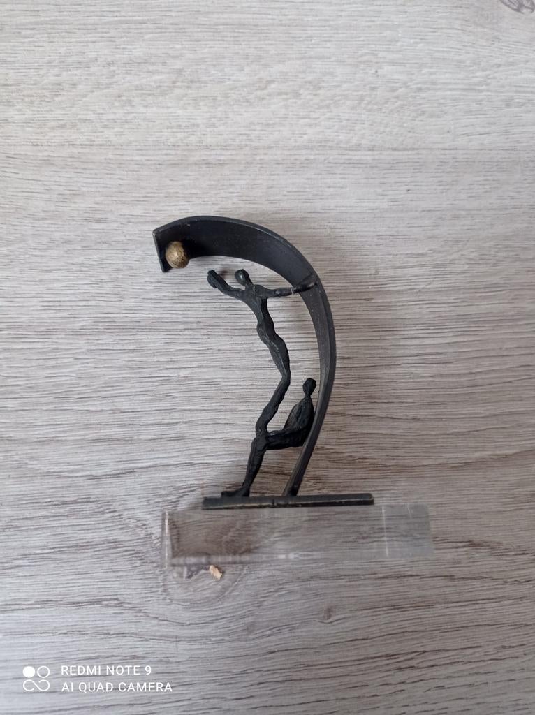 Corry Ammerlaan - sculptuur
10 cm, Antiek en Kunst, Kunst | Designobjecten, Ophalen of Verzenden