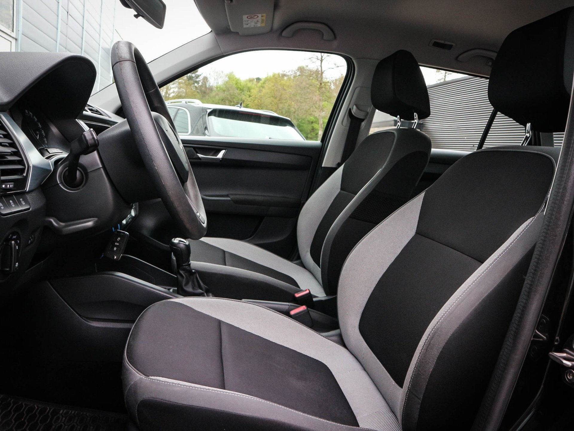 Skoda Fabia Combi 1.2 TSI | Airco | Lichtmetaal | Trekhaak |, Stof, 4 cilinders, Zwart, Origineel Nederlands