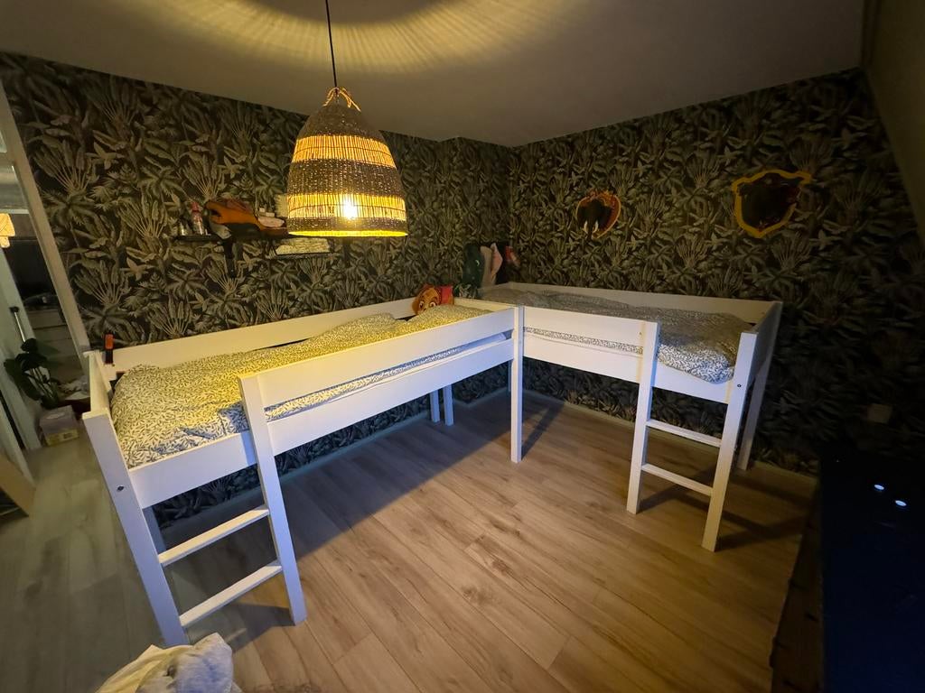 Petite Amelie Arbre halfhoogslaper / hoogslaper, Kinderen en Baby's, Kinderkamer | Stapelbedden en Hoogslapers, Ophalen, Gebruikt
