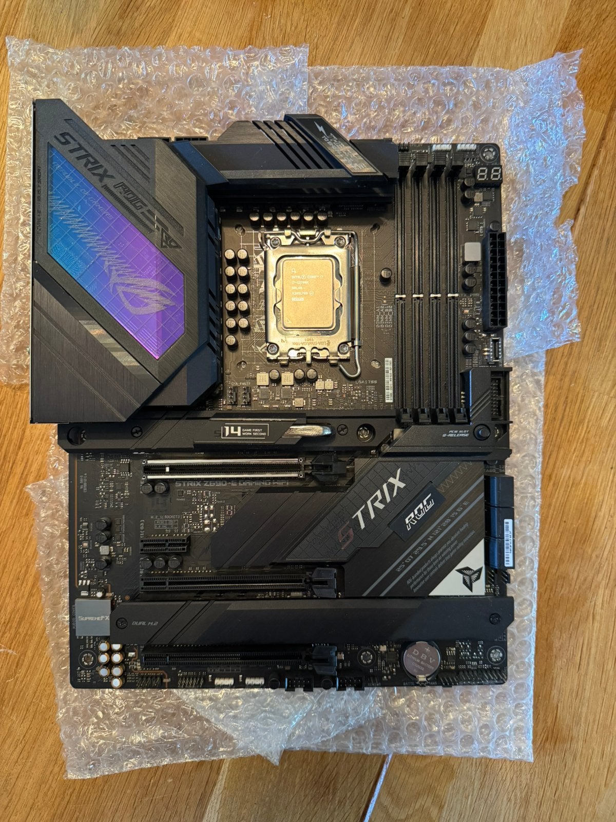 Intel Core I7 12700K + Asus ROG STRIX Z690-E Gaming Wifi, Computers en Software, Moederborden, Ophalen, Zo goed als nieuw, Intel