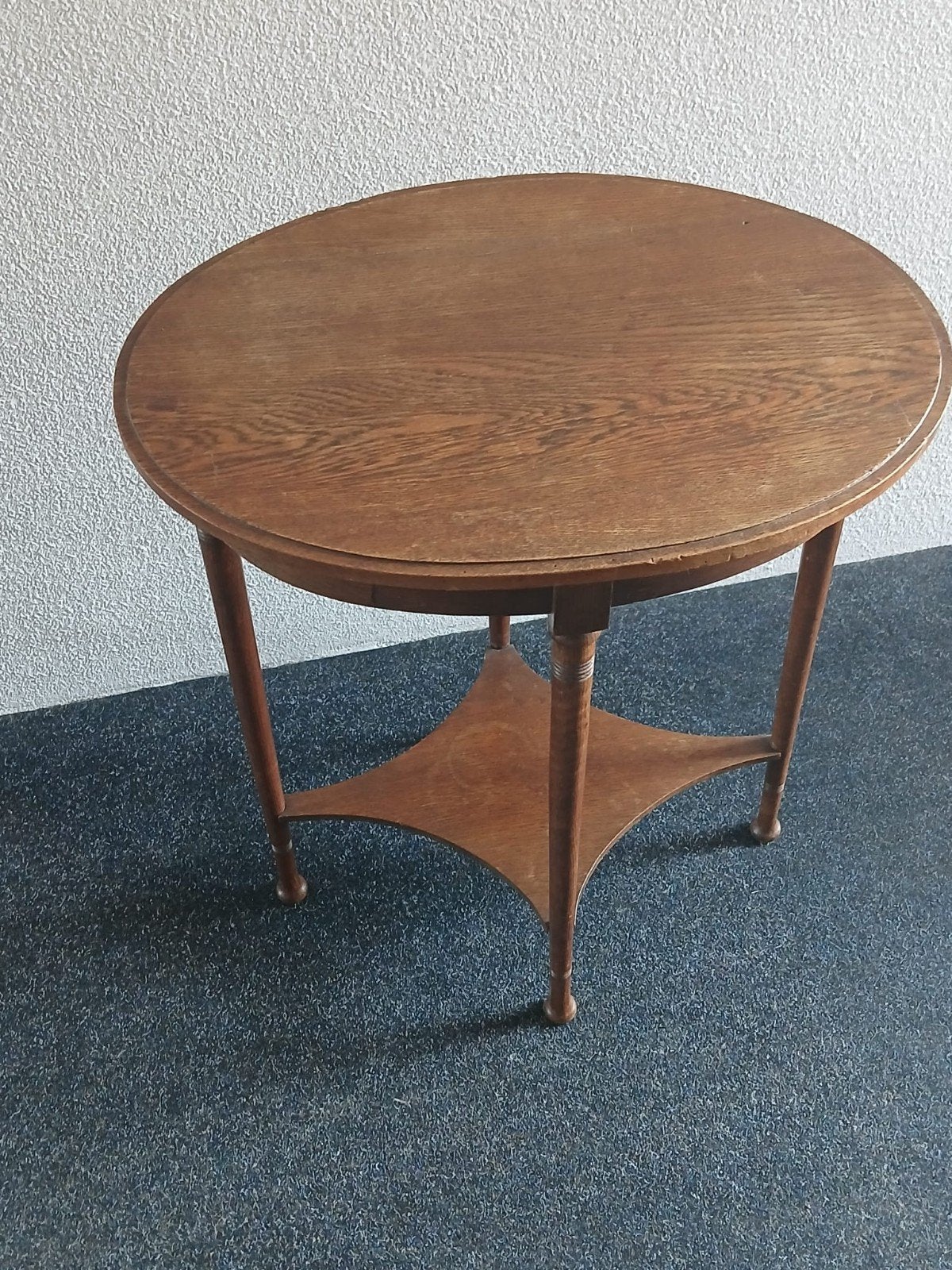Ovaal vintage eiken tafeltje., Ophalen