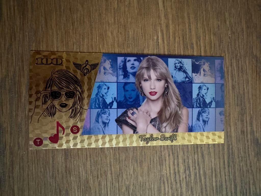 Taylor Swift plastic goudfolie bankbiljet, Verzamelen, Ophalen of Verzenden, Nieuw, Foto of Kaart
