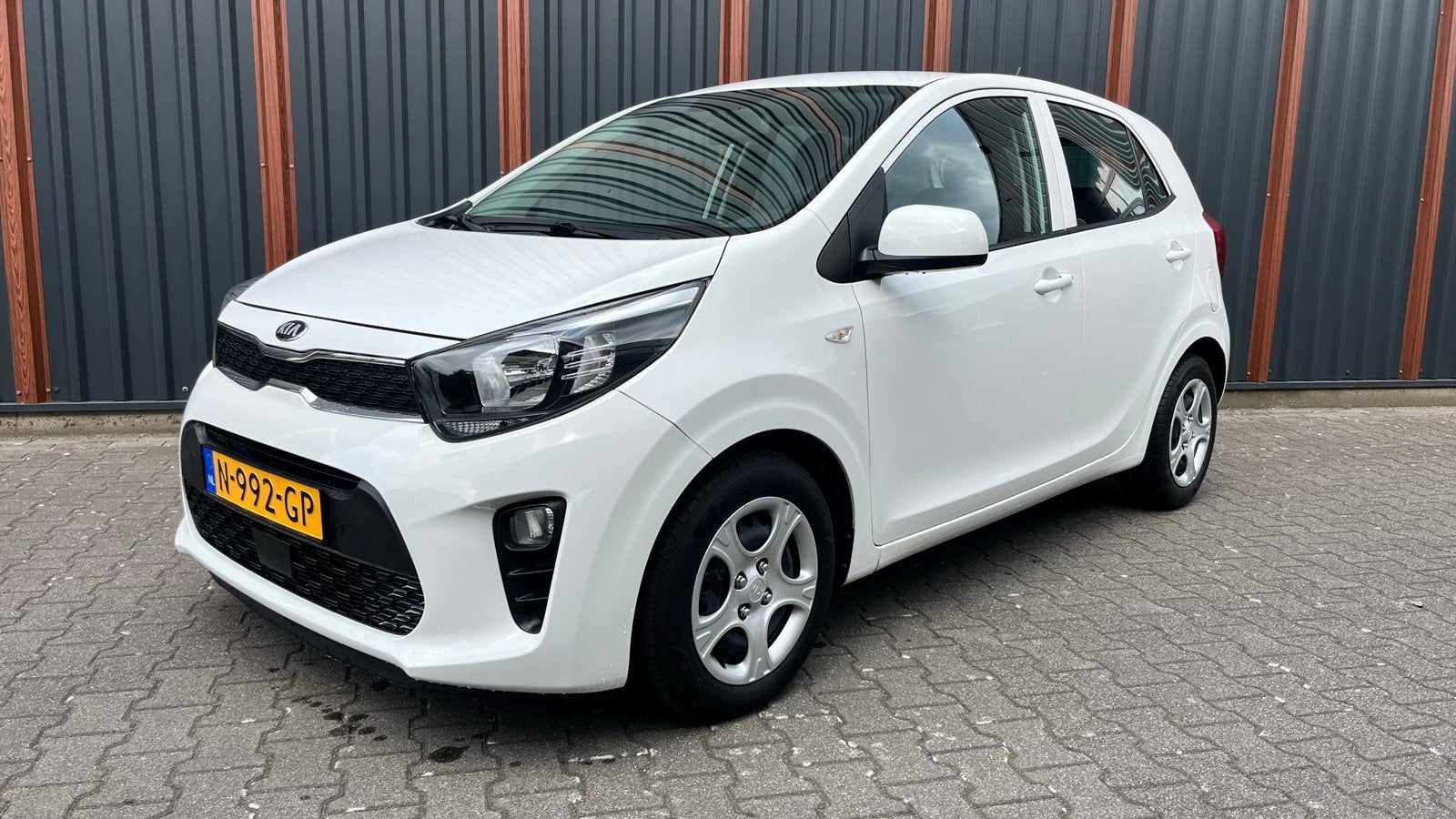 Kia Picanto 1.0 MPi 67pk 5-zits 2021 Wit, Voorwielaandrijving, 31 €/maand, Wit, Origineel Nederlands