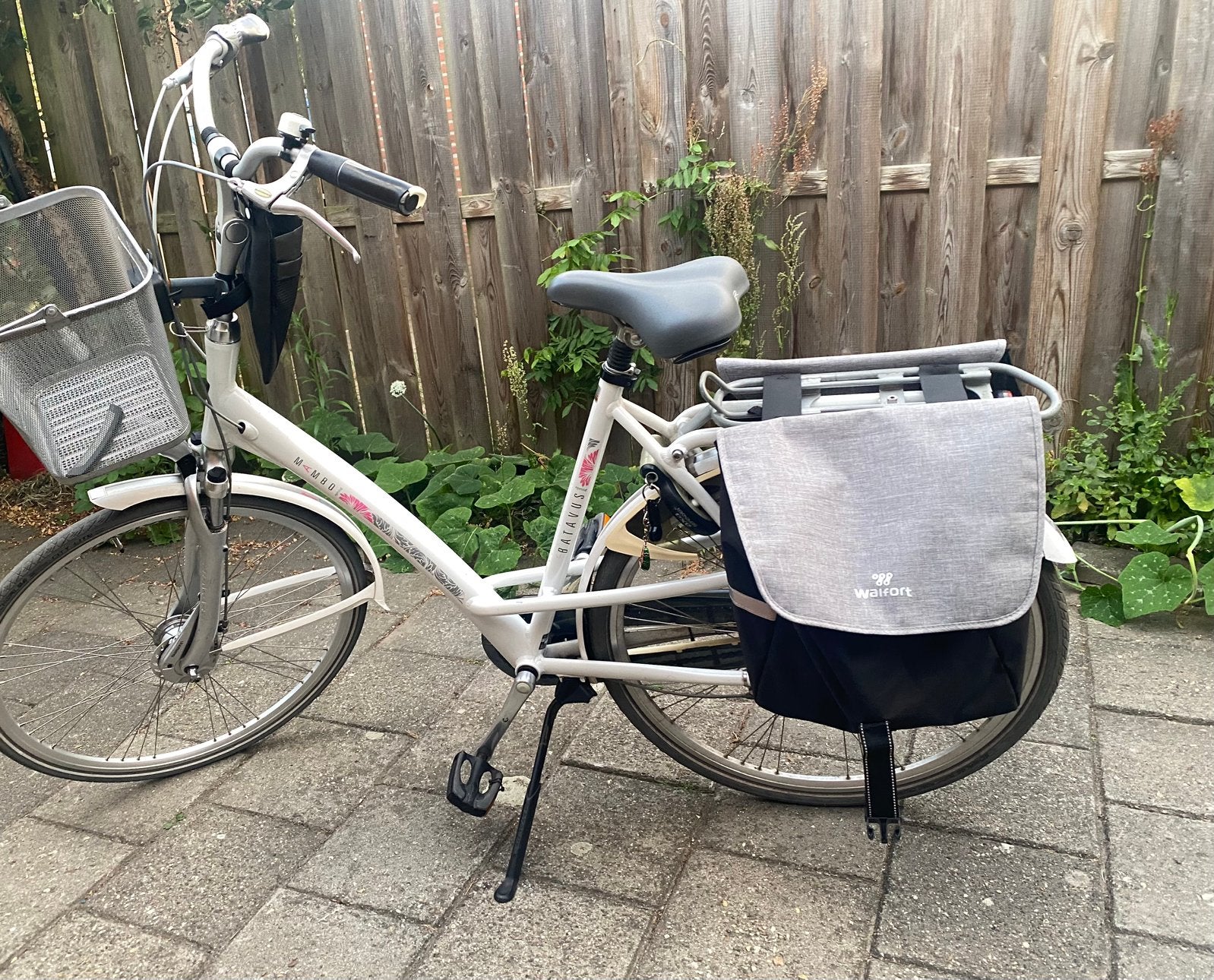Witte Batavus Mambo, Ophalen, Zo goed als nieuw, Batavus
