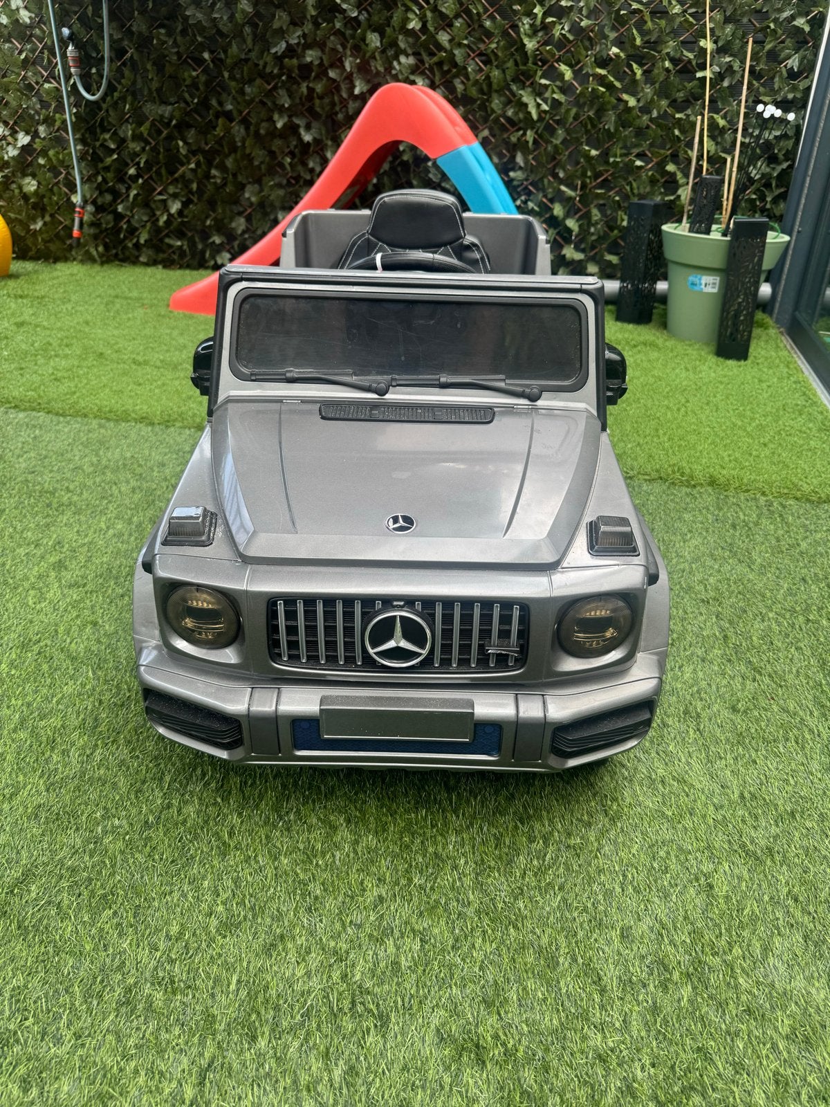 Mercedes G-Klasse Elektrische Kinderauto met Afstandsbedieni, Ophalen, Zo goed als nieuw, Afstandsbediening