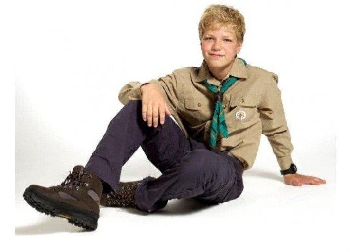 scouting blouse GEZOCHT maat 11/12 jaar, Verzamelen, Ophalen of Verzenden, Kleding