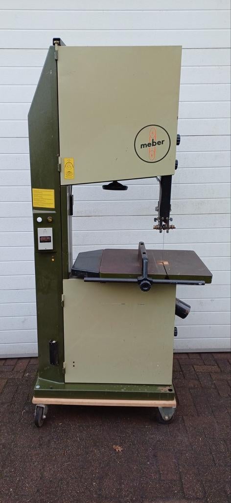 Meber SR 600 lintzaag zaagmachine Geremd CE, Ophalen, Gebruikt, 70 mm of meer, Lintzaag