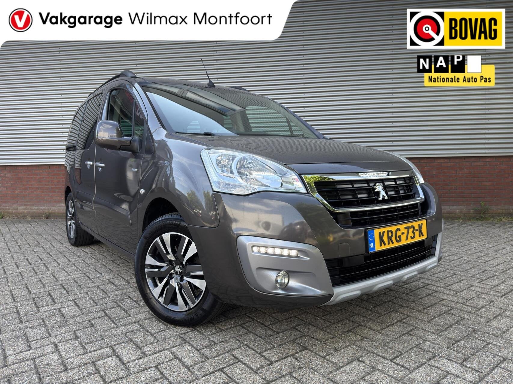 Peugeot Partner Tepee 1.2 PureTech Active|Rifter|Trekhaak|Na, Auto's, Voorwielaandrijving, Stof, Gebruikt, 1199 cc