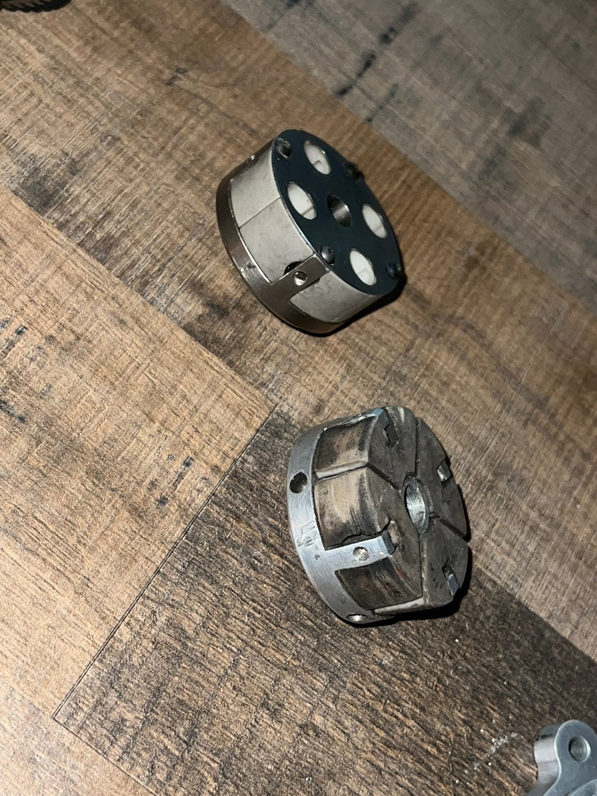 2x instelbare teflon koppeling. 1x nieuw + 1x gebruikt, Ophalen of Verzenden, Zo goed als nieuw, 1:5 t/m 1:8, Motor