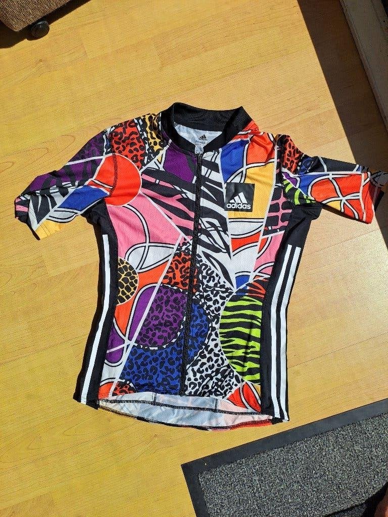 Adidas fietsshirt met opvallende print, Sport en Fitness, Ophalen of Verzenden, Zo goed als nieuw, Kleding