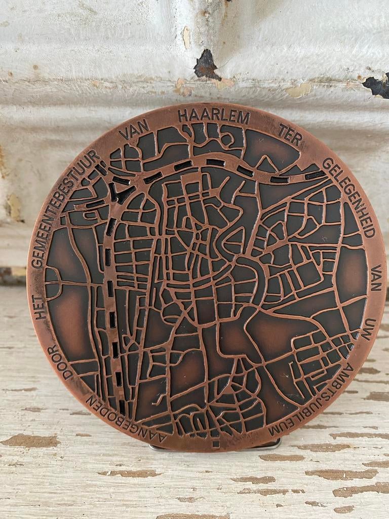 Koninkrijk der Nederlanden Historiepenning Haarlem, Ophalen of Verzenden, Overige materialen