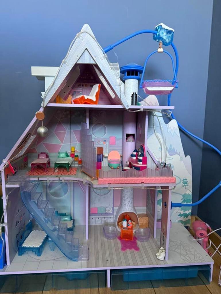 LOL poppenhuis, Kinderen en Baby's, Speelgoed | Poppenhuizen, Ophalen, Poppenhuis