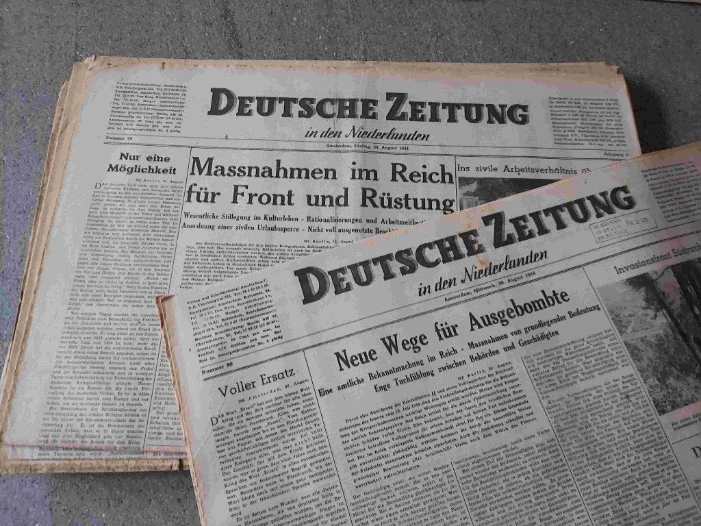 Zeitung Krant Bezetting Wehrmacht Nederland Dagblad NSB, Ophalen of Verzenden, 1940 tot 1960, Nederland, Krant