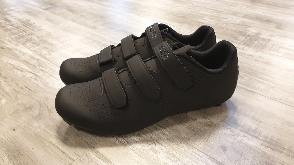 AGU R410 Race Fietsschoenen Maten 40, 41 en 45 Nieuw!, Ophalen, Nieuw, Overige maten, Schoenen