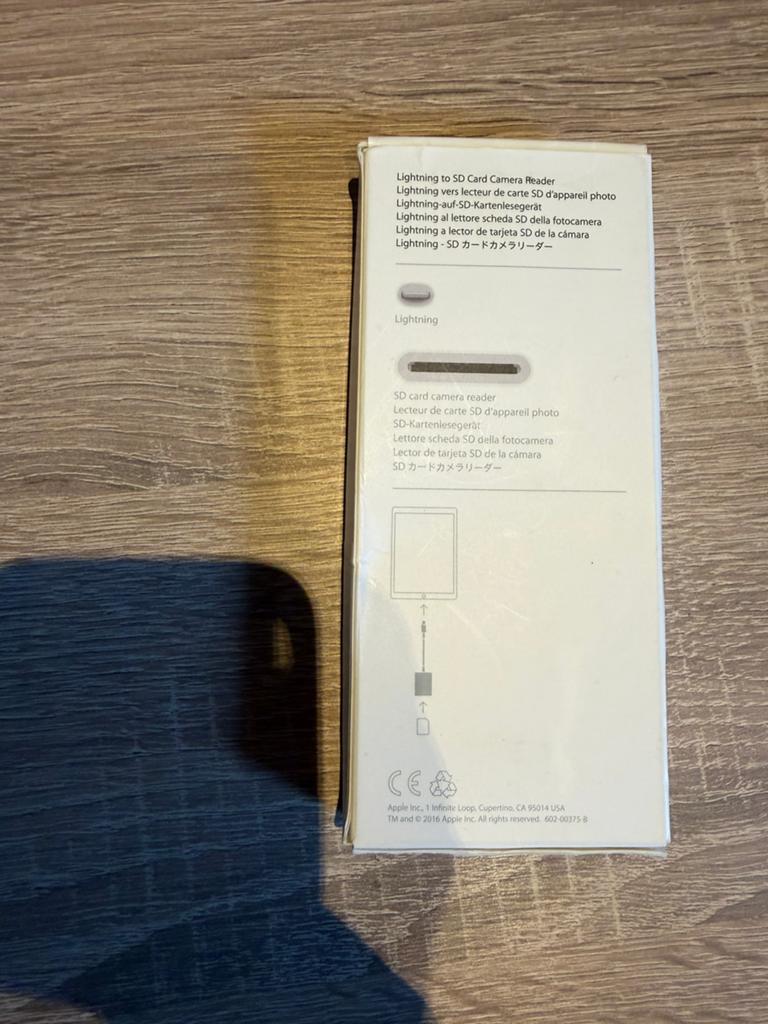 Apple lightning to sd card camera reader., Ophalen of Verzenden, Zo goed als nieuw, Overige typen, Apple iPhone