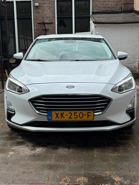 Ford Focus 1.0 Ecoboost 100pk 2019 Wit, Auto's, Stof, Euro 6, 100 pk, Wit