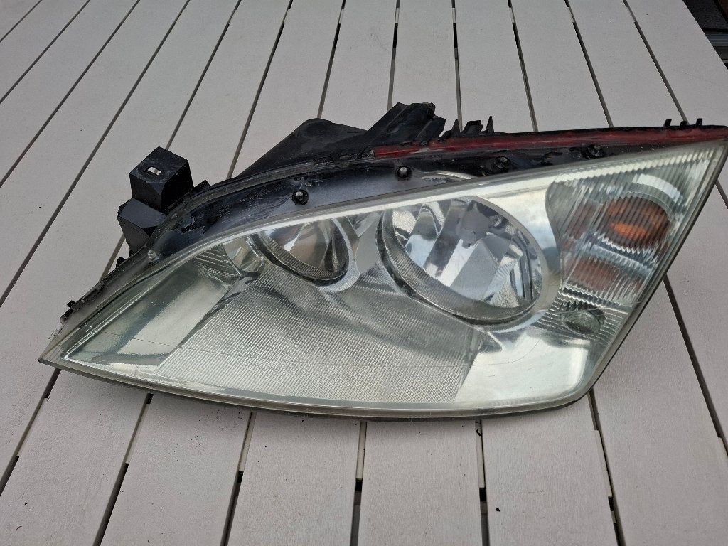 Koplamp Links Ford Mondeo III Wagon (2004-09/2007-03), Auto-onderdelen, Ophalen of Verzenden, Gebruikt, Ford