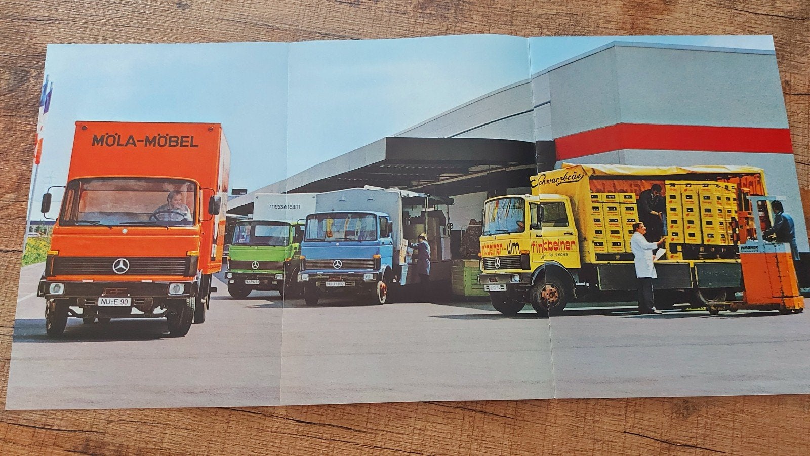 1982 keurige Mercedes LP 709 - LPL 1113 vrachtwagen folder, Ophalen of Verzenden, Zo goed als nieuw, Mercedes