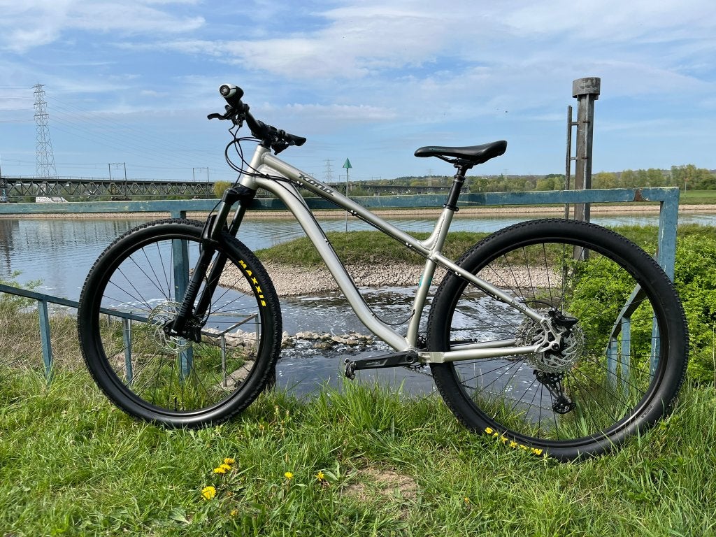 Foto 3 van Kona Honzo XL 2022 Mountainbike - Zo goed als nieuw