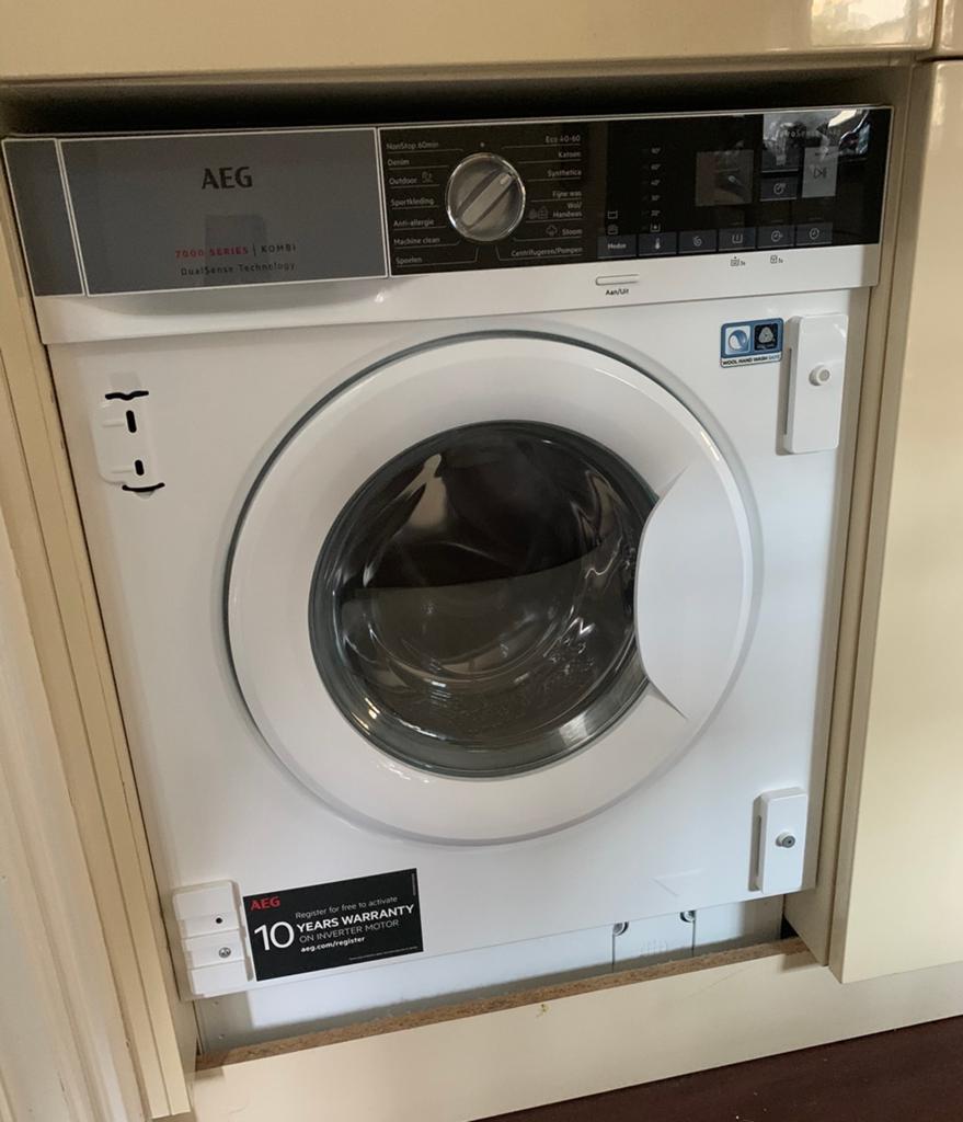 AEG inbouw was/droogmachine 7000 serie, 6 tot 8 kg, Ophalen, 1200 tot 1600 toeren, Minder dan 85 cm