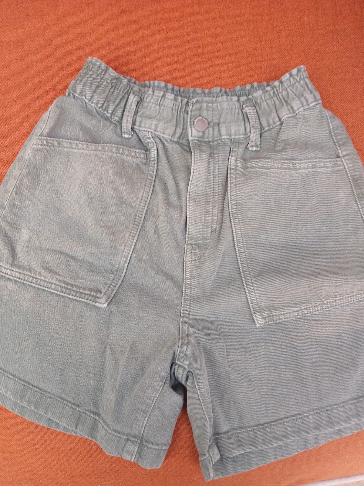 Pull & Bear korte damesbroek M, Maat 38/40 (M), Kort, Ophalen of Verzenden, Pull & Bear