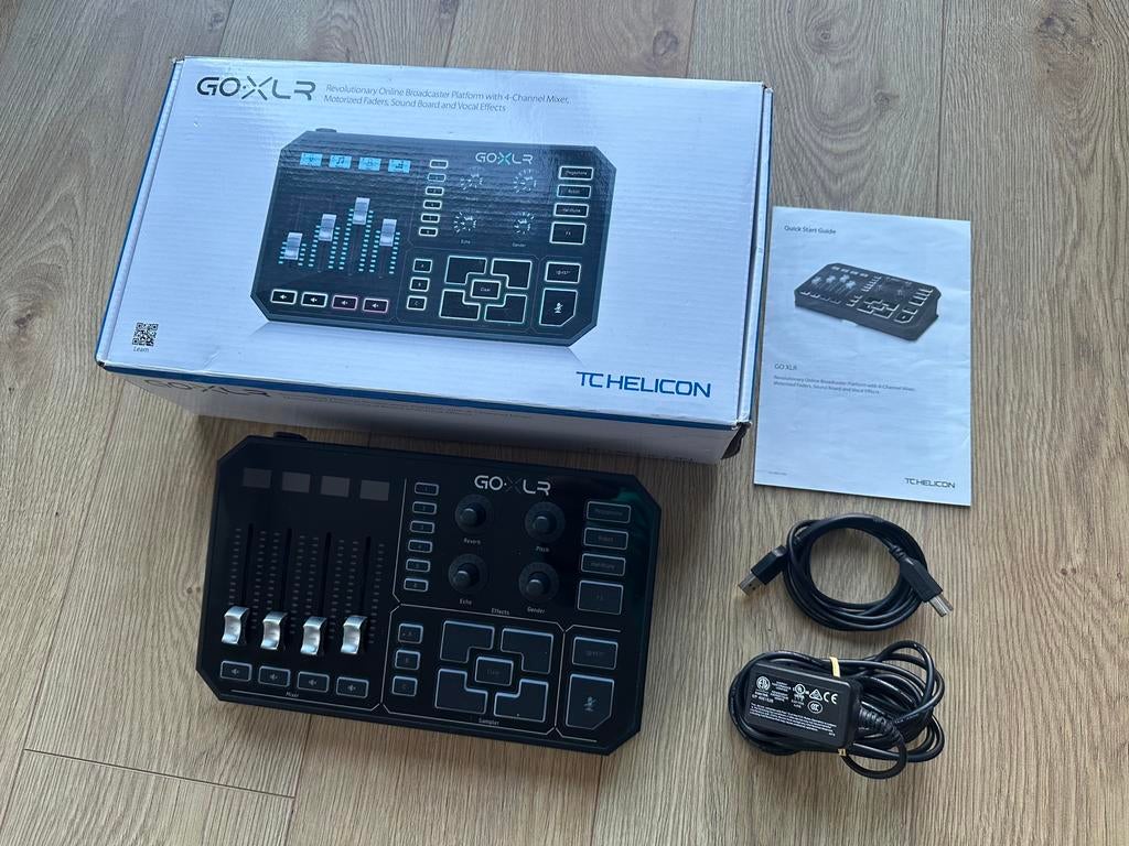 TC Helicon GO XLR 4 Channel USB Broadcast Mixer Netjes!!!, Ophalen of Verzenden