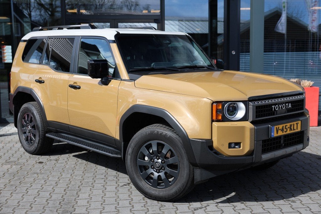 Toyota LANDCRUISER 250 2.8 D-4D 5DRS *FIRST EDITION* A/T VAN, Auto's, Automaat, Huisgarantie, 4 cilinders, Met garantie (alle)