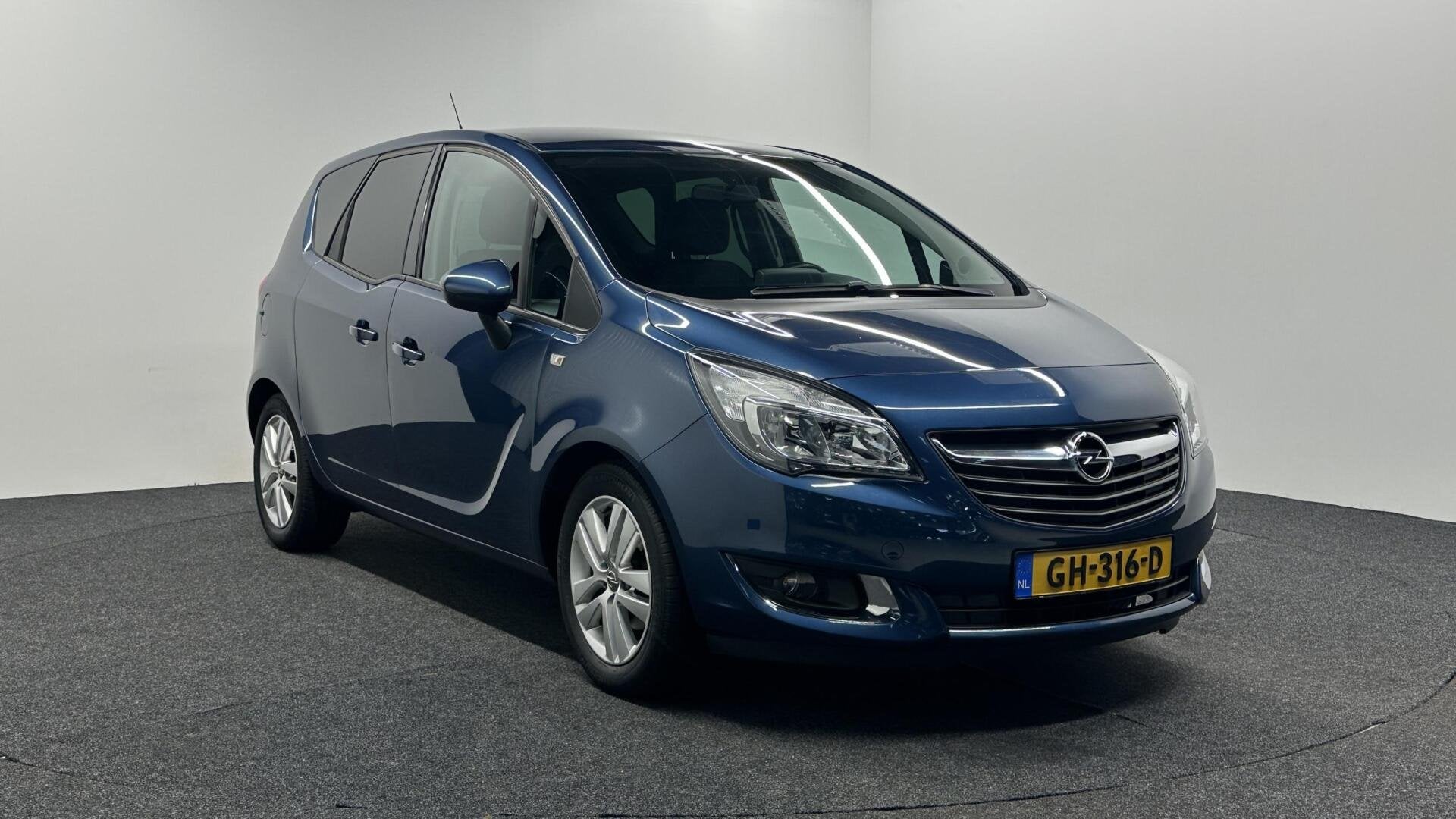 Opel Meriva 1.4 Design Edition TREKHAAK NAVI CRUISE LM., Voorwielaandrijving, Gebruikt, 4 cilinders, Met garantie (alle)
