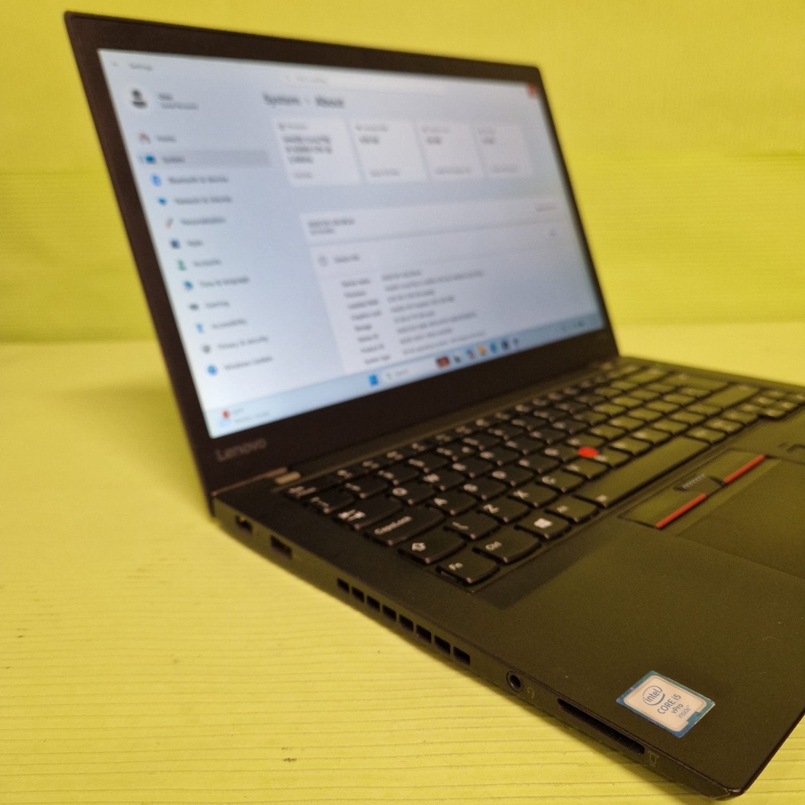 Lenovo ThinkPad T470S met 8GB RAM en 128GB SSD, Computers en Software, Windows Laptops, 2 tot 3 Ghz, Qwerty, 8 GB, 14 inch