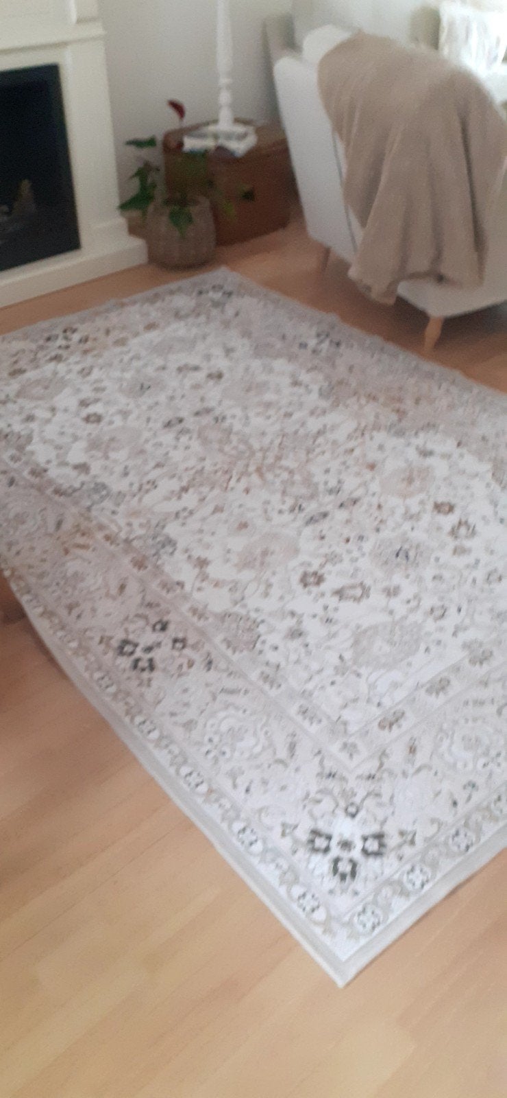 Nieuwe laagpolige tapijt van Xenos, Ophalen, 150 tot 200 cm, 200 cm of meer, Crème