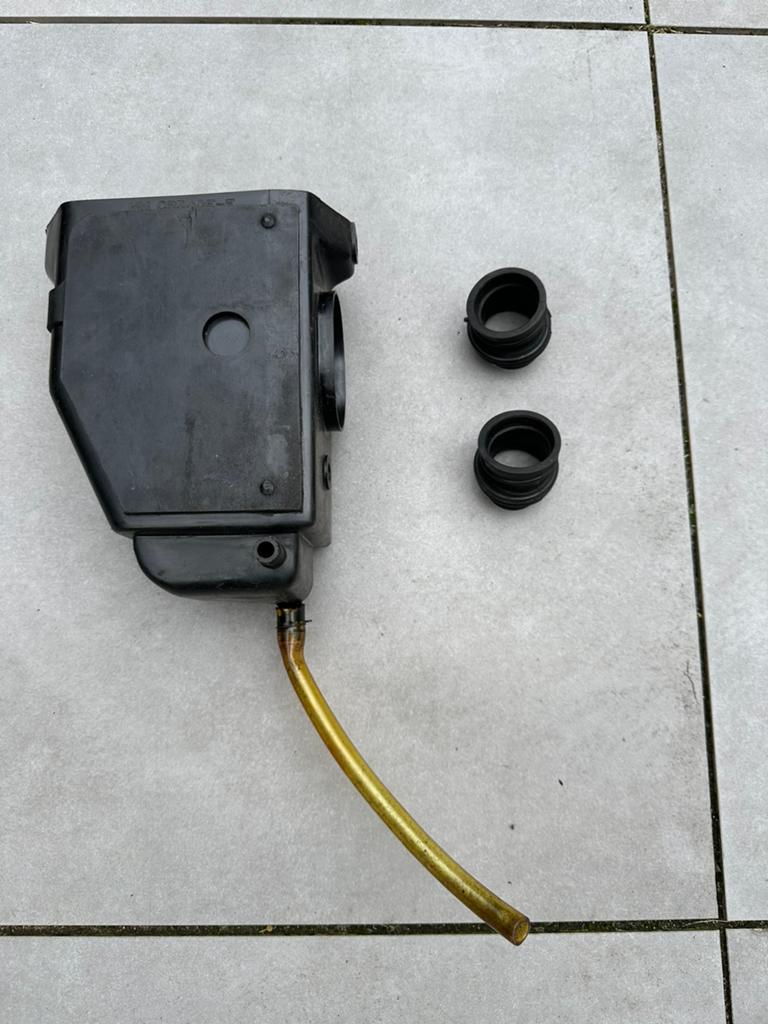 Luchtfilterhuis Honda CB550F 1977, Motoren, Ophalen of Verzenden, Gebruikt