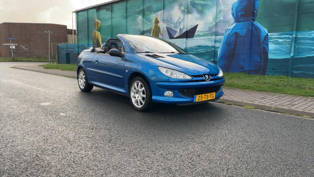 Peugeot 206 CC 1.6-16V (bj 2007), Auto's, Peugeot, Bedrijf, Te koop, ABS, Airbags, Alarm, Boordcomputer, Centrale vergrendeling