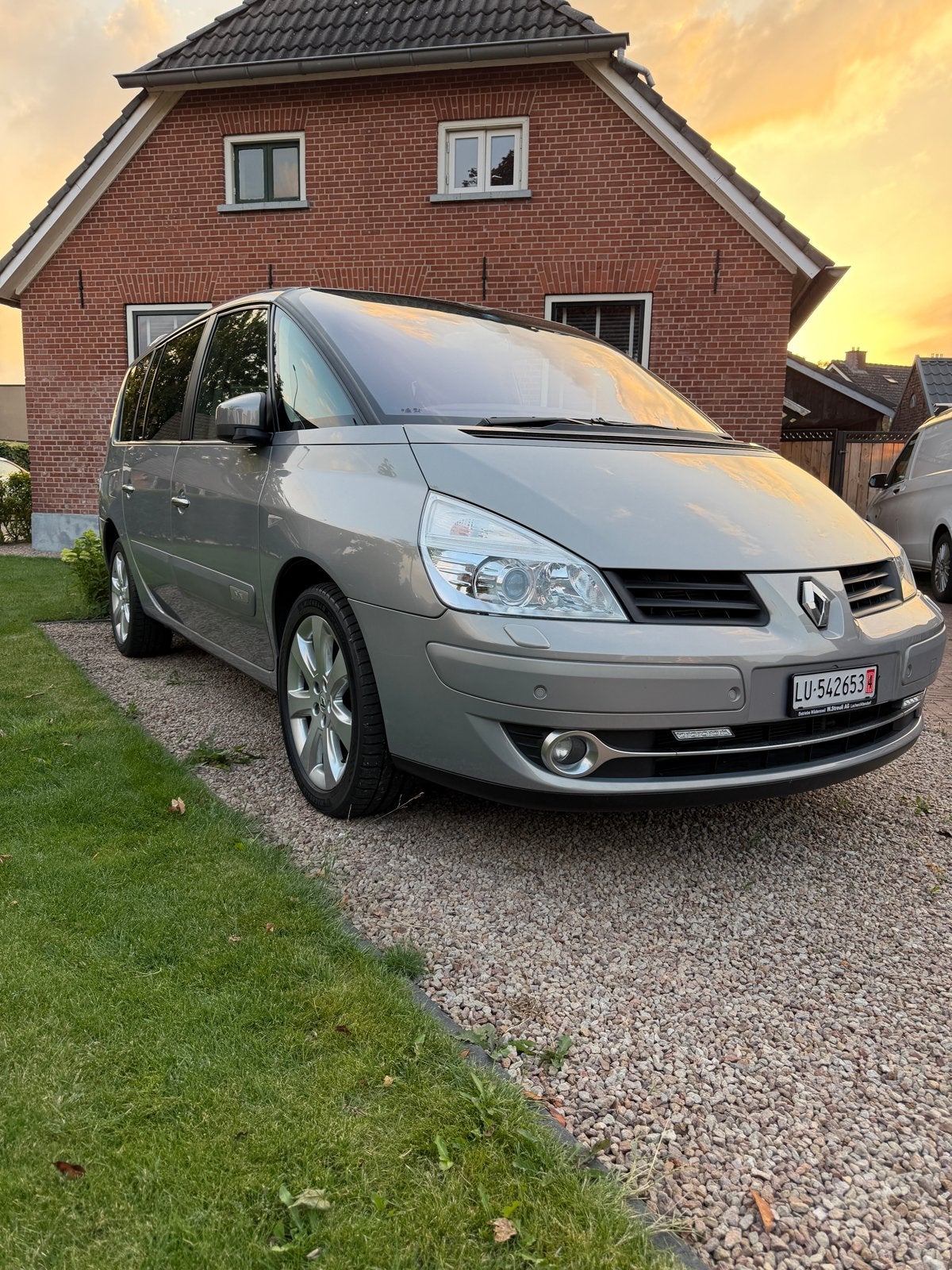 Renault Grand Espace 3.5 V6 Unieke45900km, Auto's, Renault, Beige, Leder, Particulier, Automatische klimaatregeling
