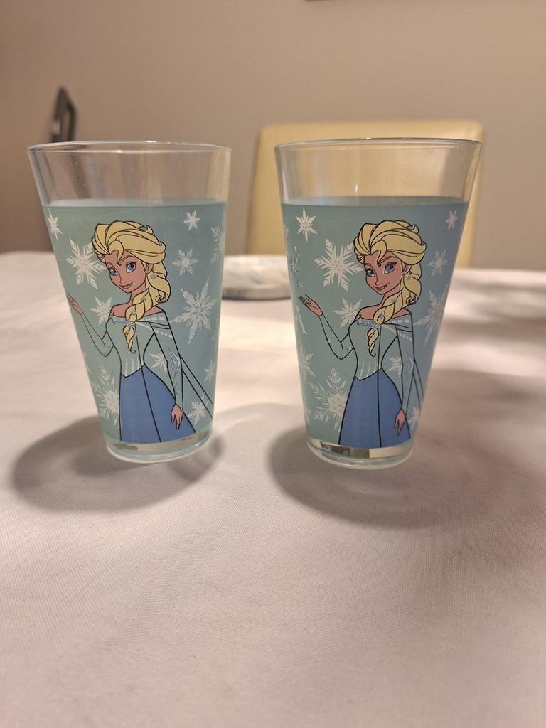 2 Disney Frozen Elsa drinkglazen, Ophalen, Gebruikt