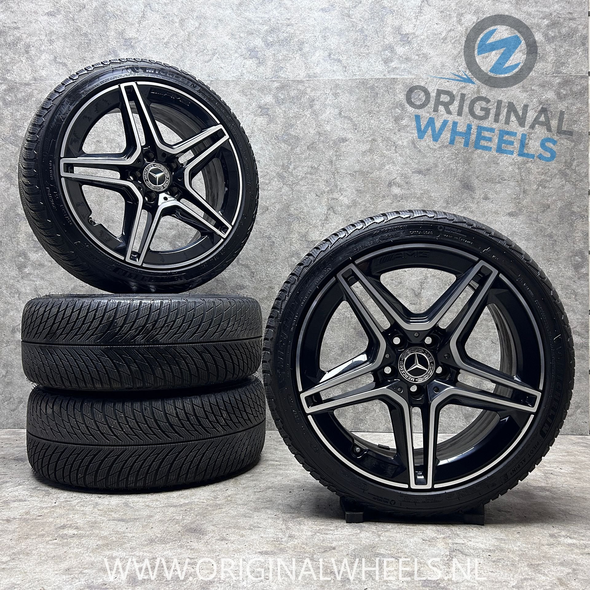 18 inch originele AMG velgen + winterbanden Mercedes A35 AMG, Auto-onderdelen, 18 inch, Gebruikt, -, -
