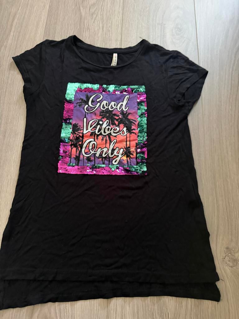 Zwart T-shirt met pailletten 'Good Vibes Only', Ophalen of Verzenden, Gebruikt, Meisje