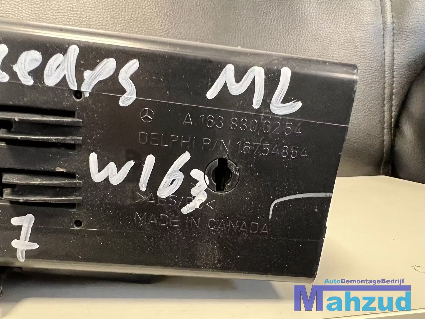 MERCEDES ML 1 W163 Luchtrooster Rechts dashboard A1638300254, Gebruikt, Mercedes-Benz AG, Mercedes-Benz, Ophalen of Verzenden