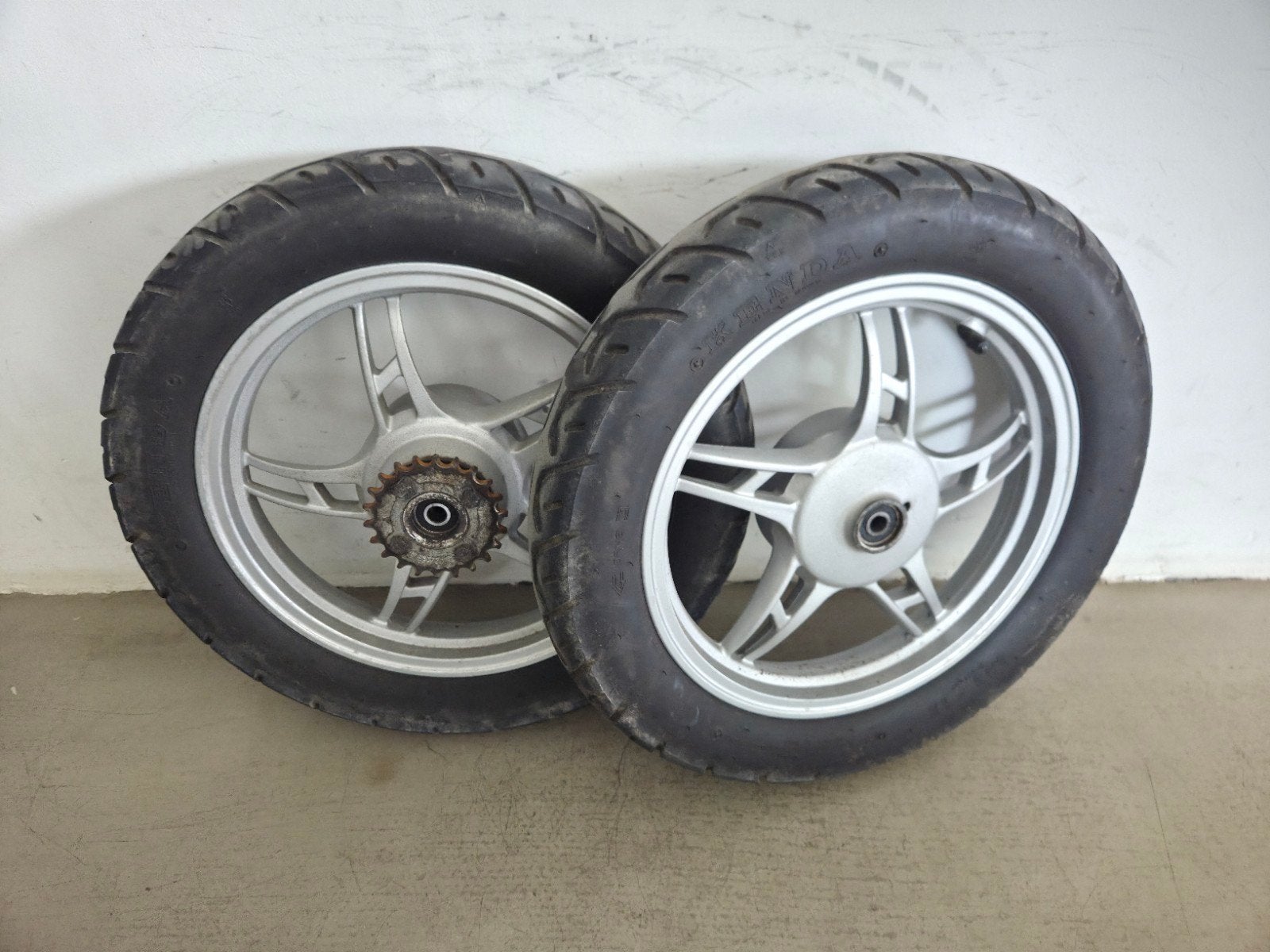 Tomos A35/A52 Giet Wielen Tomos Pack'R Voor + Achter, Gebruikt, Ophalen of Verzenden, Nvt, Nvt