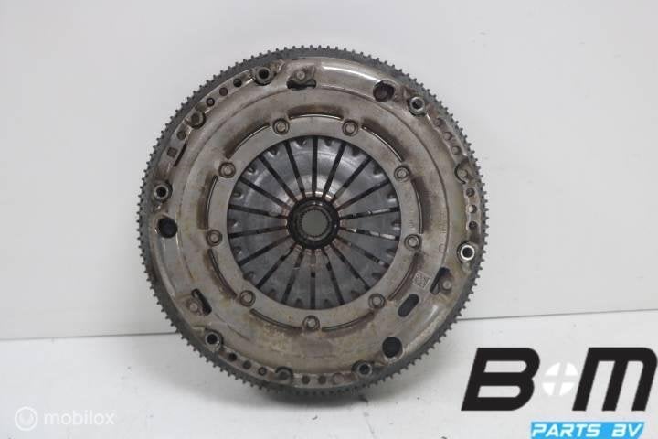 Vliegwiel met koppelingset Audi A3 8V 04C141025R, Gebruikt